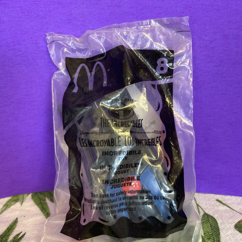 McDonald's HappyMeal Disney Pixar The Incredibles #8 (Incredibile)